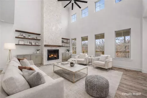 6 Oundle Ln, Bella Vista, AR 72714