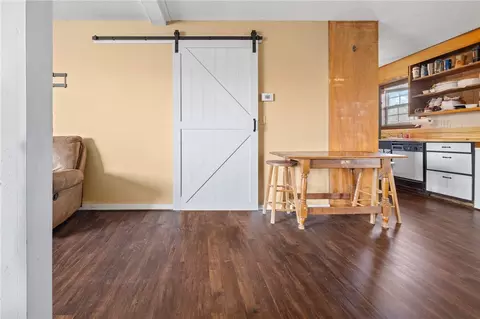 Entry Way - 176 Carr Ct, Harrison, AR 72601 photo 2 of 2
