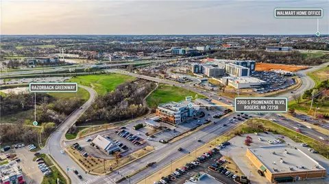 2000 S Promenade Blvd #305D, Rogers, AR 72758