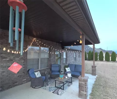 Exterior - 1307 Valle Ln, Springdale, AR 72762 photo 4 of 6