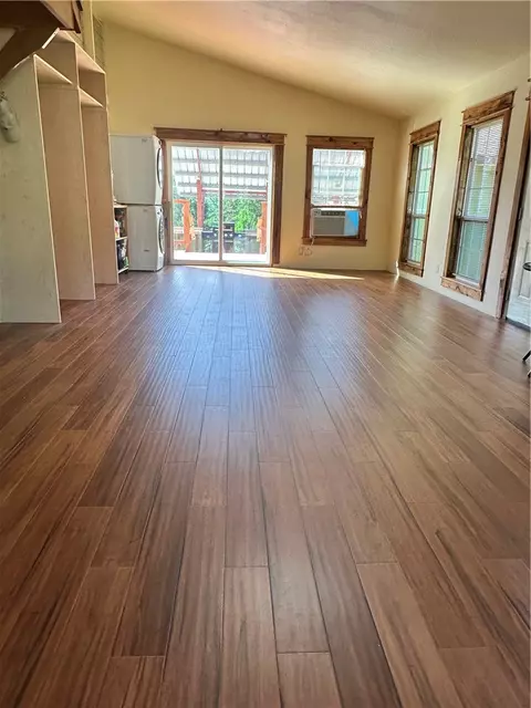Living - 469076 E 595 Rd, Watts, OK 74964 photo 4 of 4