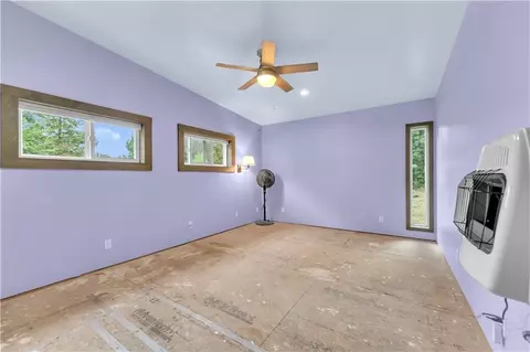 Bedroom - 1226 N Centennial Ave, West Fork, AR 72774 photo 3 of 4