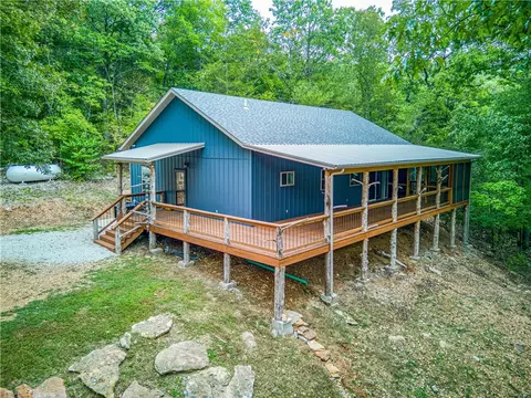 2133 Nc 3400, Marble Falls, AR 72648