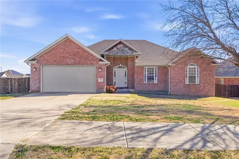 3701 SW Osprey Dr, Bentonville, AR 72713