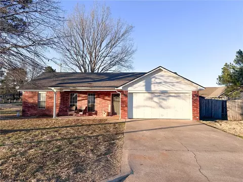 3 Sparrow Ct, Pottsville, AR 72858