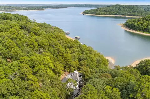 15 Dearhurst Rd, Rogers, AR 72756