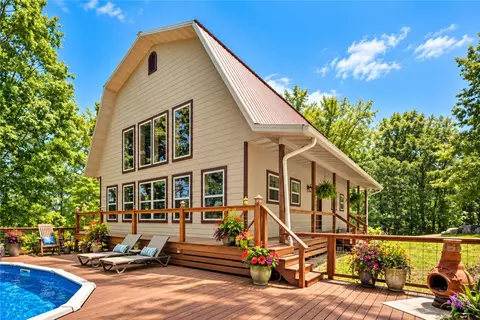 482 County Road 332, Eureka Springs, AR 72632