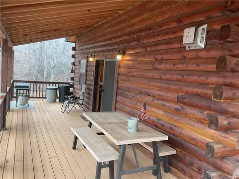 Exterior - 27960 S Hwy 103, Compton, AR 72624 photo 6 of 8