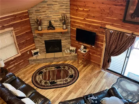 Living - 27960 S Hwy 103, Compton, AR 72624 photo 2 of 2