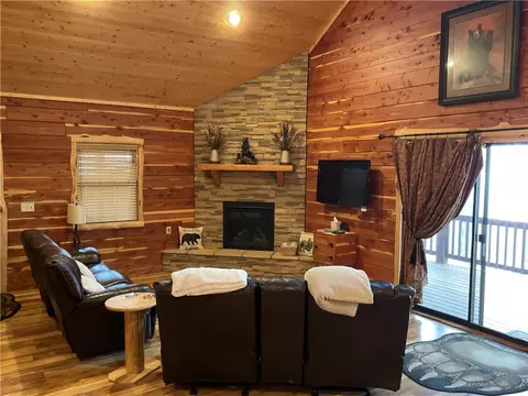 Living - 27960 S Hwy 103, Compton, AR 72624 photo 1 of 2