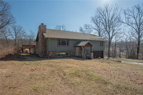17506 Northridge Dr, Neosho, MO 64850