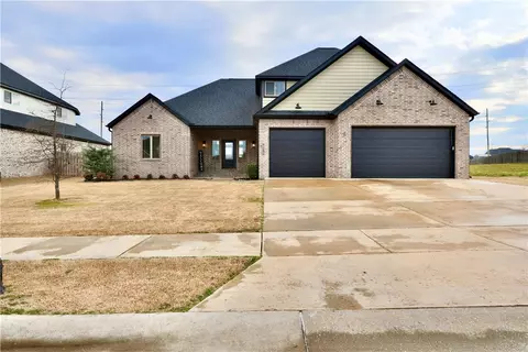 713 Saffron Ave, Springdale, AR 72762