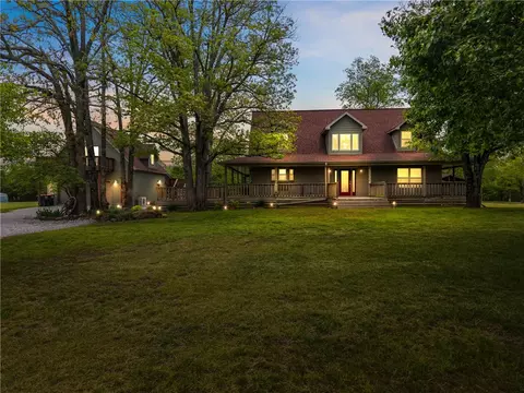 14620 Ravenwood Ln, Garfield, AR 72732