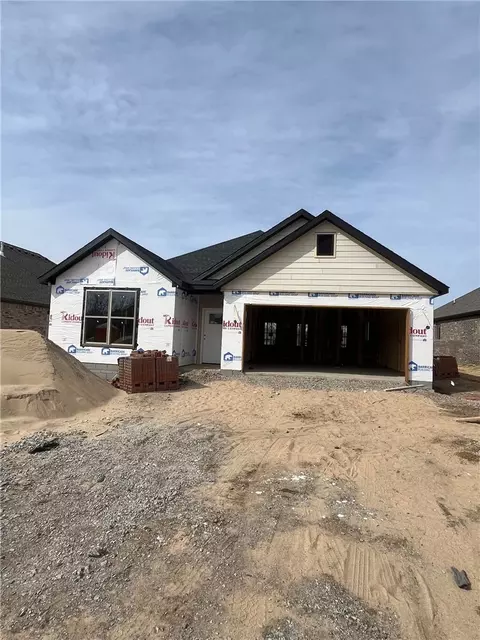 2302 Lexington St, Siloam Springs, AR 72761