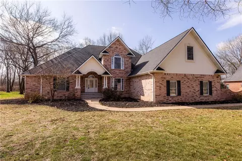1406 Avery Pl, Siloam Springs, AR 72761