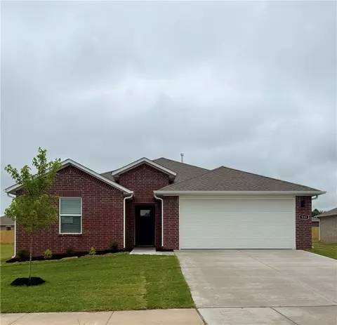 529 Nevada St, Farmington, AR 72730