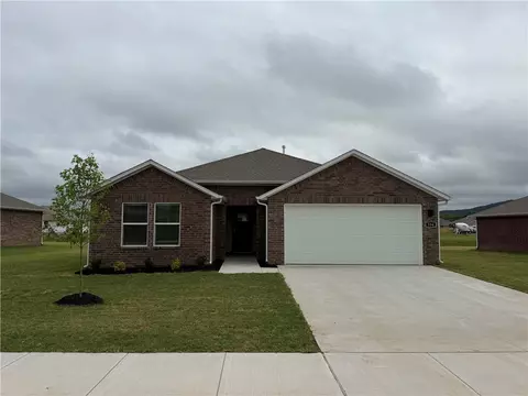 534 Nevada St, Farmington, AR 72730