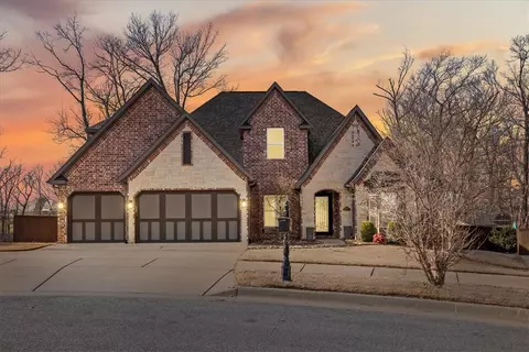 4002 NE Miner Ct, Bentonville, AR 72712
