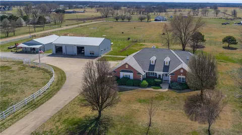 23535 Highway 12, Gentry, AR 72734