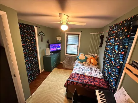 Bedroom - 6814 Estes Rd, Harrison, AR 72601 photo 2 of 4