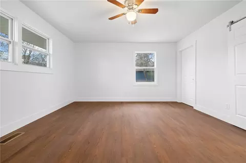 Bedroom - 407 N Maple, Harrison, AR 72601 photo 7 of 8