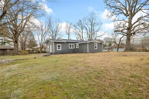 Exterior - 407 N Maple, Harrison, AR 72601 photo 5 of 5