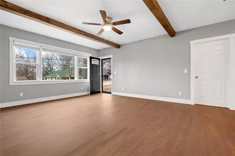 Living - 407 N Maple, Harrison, AR 72601 photo 1 of 6