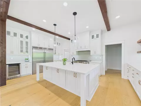 Kitchen - 4105 Rolling Meadows Dr, Rogers, AR 72756 photo 1 of 3
