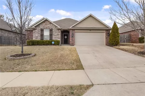 4313 W Murfield Dr, Rogers, AR 72758