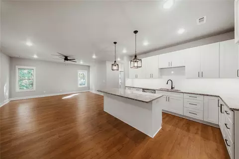 17 Kirkcolm Dr, Bella Vista, AR 72715
