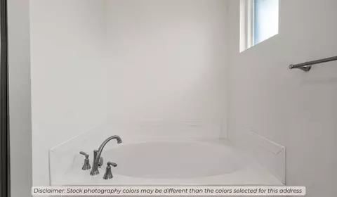 Bath - 2500 Quince Ct, Centerton, AR 72712 photo 2 of 2