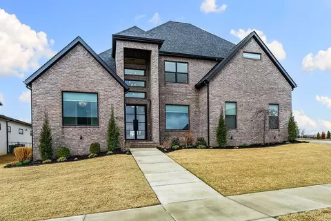 4310 S Exeter Dr, Rogers, AR 72758