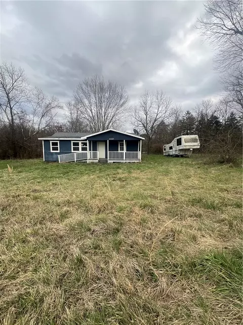 15047 Us 62 Hwy, Garfield, AR 72732
