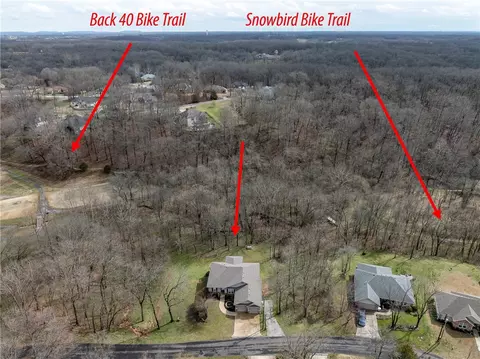 57 Sunderland Dr, Bella Vista, AR 72714
