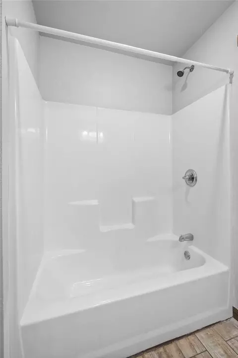Bath - 327 Maple Dr, Winslow, AR 72959 photo 2 of 3