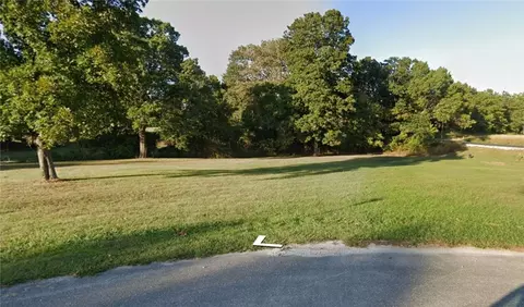 525 Hawkeye Ln, Harrison, AR 72601