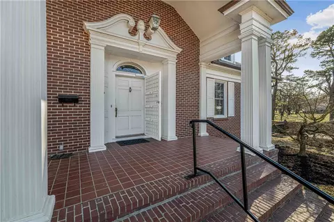 Exterior - 8 Free Ferry Hts, Fort Smith, AR 72903 photo 4 of 7