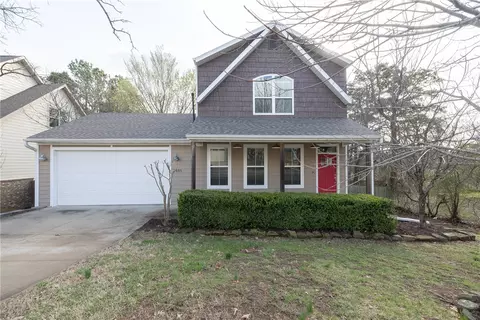 2446 N Wilderness Ln, Fayetteville, AR 72703