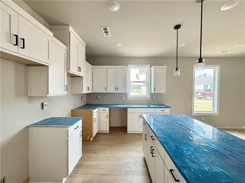 2574 Meditation Loop, Springdale, AR 72764 photo 8