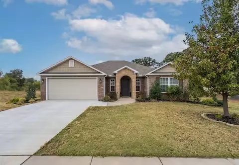 202 Woodland St, Lowell, AR 72745