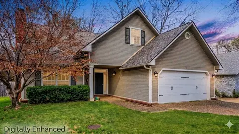 1645 N Charlee Ave, Fayetteville, AR 72703