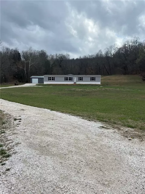 10815 156 Rd, West Fork, AR 72774