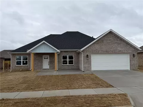 144 N Panther Ave, Farmington, AR 72730