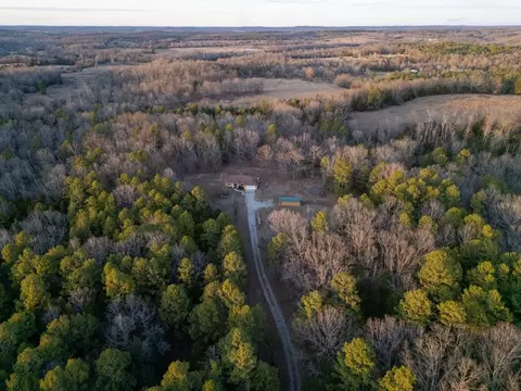 9238 Elizabeth Rd, Viola, AR 72583