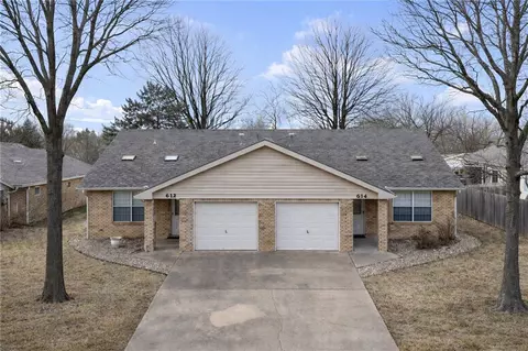 612 36th St, Rogers, AR 72756