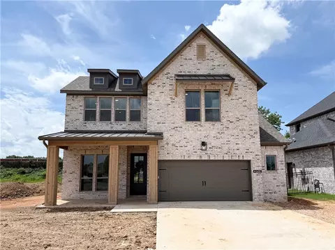 1600 W Chandler Ave, Rogers, AR 72758