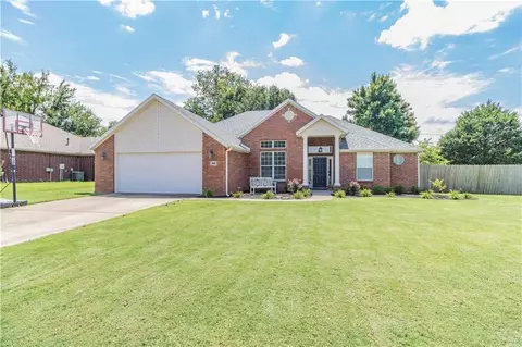 313 Nelda Ave, Lowell, AR 72745