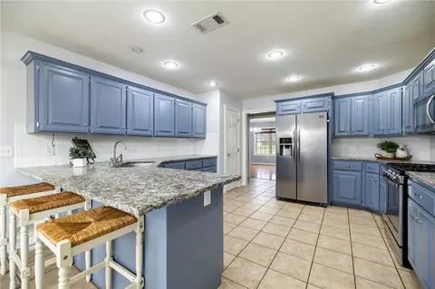 Kitchen - 3472 Grapevine Dr, Springdale, AR 72762 photo 1 of 4