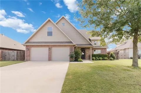 3781 Baltic St, Springdale, AR 72762