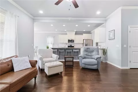 Living - 201 Cisterna Dr, Centerton, AR 72719 photo 2 of 2